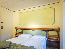 Albergo Dimaro Wellness & Family Hotel