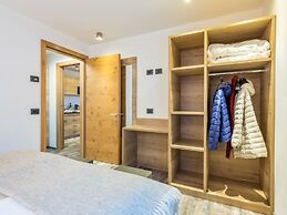 Albergo Dimaro Wellness & Family Hotel