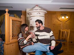 Albergo Dimaro Wellness & Family Hotel
