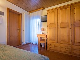 Albergo Dimaro Wellness & Family Hotel