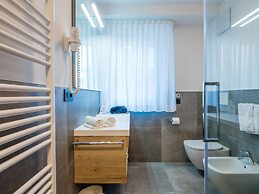 Albergo Dimaro Wellness & Family Hotel