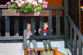 Albergo Dimaro Wellness & Family Hotel