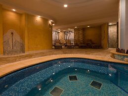 Albergo Dimaro Wellness & Family Hotel