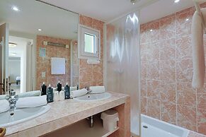 Logis Hotel l'Esterella