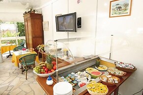 Logis Hotel l'Esterella