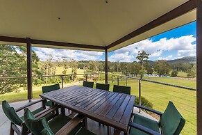 Clarendon Forest Retreat