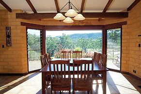 Clarendon Forest Retreat