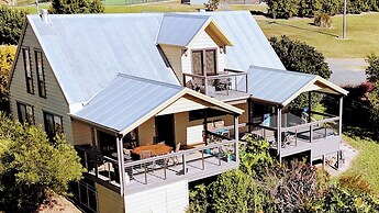 Clarendon Forest Retreat
