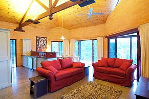 Clarendon Forest Retreat