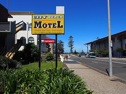 City Beach Motel