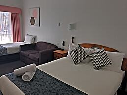 New England Motor Inn