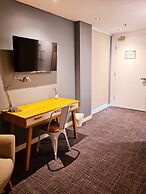 Crown Hotel Surry Hills