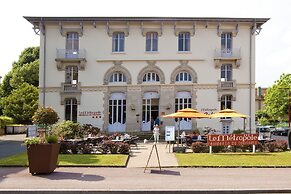 Le Métropole