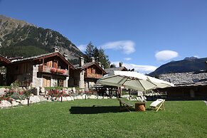 Hotel Au Coeur Des Neiges Spa & E-bike