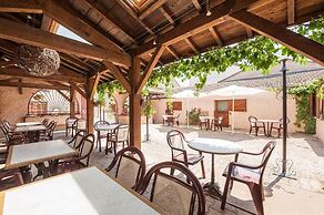 Le Relais des Dix Crus