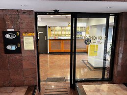 Edgecliff Lodge Motel