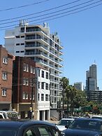 Edgecliff Lodge Motel