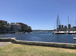 Edgecliff Lodge Motel