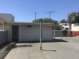 Edgecliff Lodge Motel