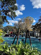 Edgecliff Lodge Motel