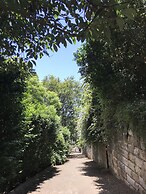 Edgecliff Lodge Motel