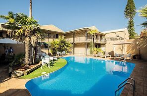Mollymook Shored Hotel
