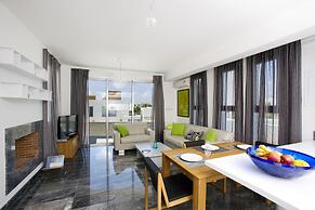 Paradise Cove Beach Villas