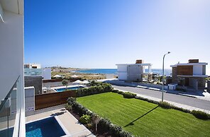 Paradise Cove Beach Villas