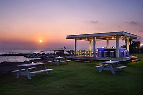 Paradise Cove Beach Villas