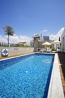 Paradise Cove Beach Villas