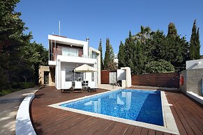 Paradise Cove Beach Villas