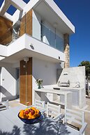 Paradise Cove Beach Villas