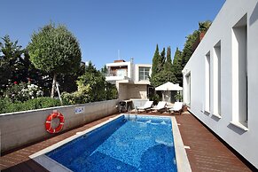 Paradise Cove Beach Villas