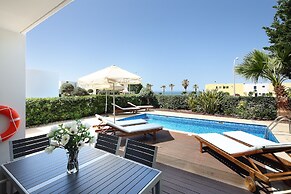 Paradise Cove Beach Villas