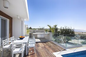 Paradise Cove Beach Villas