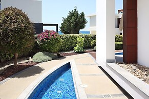 Paradise Cove Beach Villas