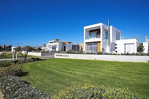 Paradise Cove Beach Villas