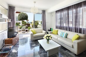 Paradise Cove Beach Villas