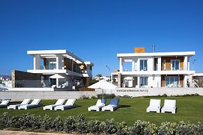 Paradise Cove Beach Villas