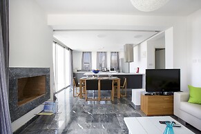 Paradise Cove Beach Villas