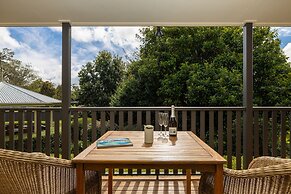 Camelot Boutique Accommodations