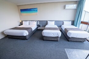 Bayside Hotel
