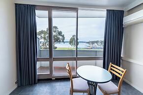 Bayside Hotel