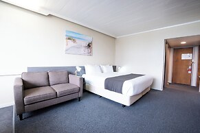 Bayside Hotel