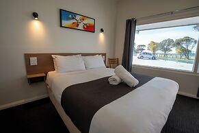 Bayside Hotel