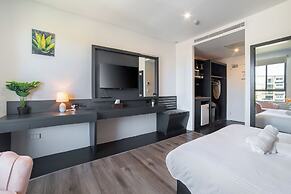 Motel 10