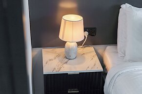 Motel 10