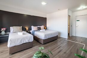 Motel 10