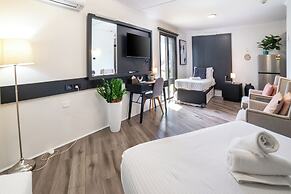 Motel 10