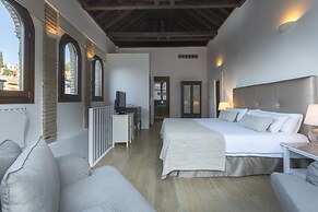 Shine Albayzín Hotel